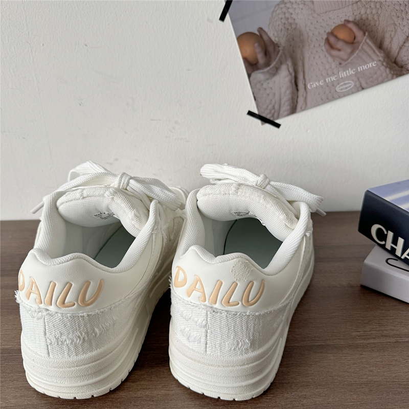 Thick-Soled White Bread Shoes for Men and Women - Niche Destructive Style, Versatile National Trend Sports and Skateboard Footwear Thick-Soled White Bread Shoes for Men and Women - Niche Destructive Style, Versatile National Trend Sports and Skateboard Footwear