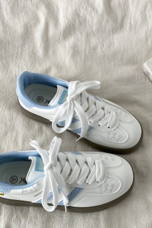 Thick-Soled White Casual Sneakers for Women - Han-Style Chic Spring 2025 Versatile Niche Footwear