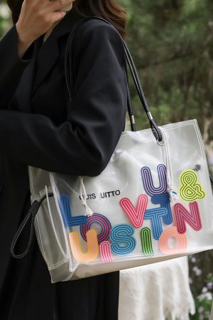 Transparent Jelly Tote Bag for Women - Large Capacity, 2025 Fashion Trend, Spring/Summer Niche Handbag