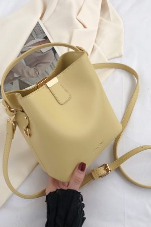Trendy 2025 High-End Shoulder Bag - Versatile Summer Crossbody Bucket Bag for Work and Everyday Use
