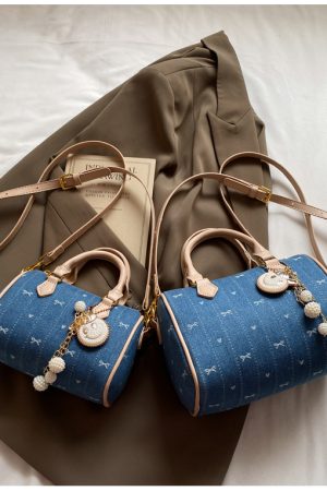 Trendy 2025 Summer Boston Bag - Casual Shoulder Bag with Bow Print, Small Design, Perfect for Y2K and Korean Style Fashion