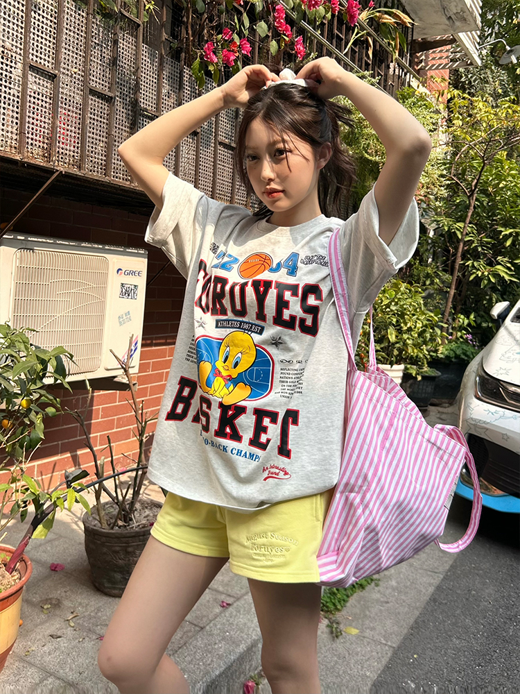 Trendy American Bird Basketball Letter Print Short Sleeve T-Shirt for Couples - Spring Summer Style, Casual Y2K Vibe Trendy American Bird Basketball Letter Print Short Sleeve T-Shirt for Couples - Spring Summer Style, Casual Y2K Vibe