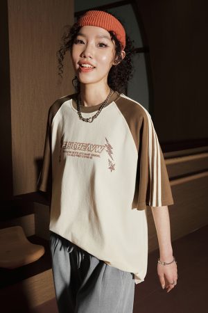 Trendy American Short Sleeve T-Shirt with Three Stripes - Unisex Sports Leisure Tee for Summer 2025 Fashion