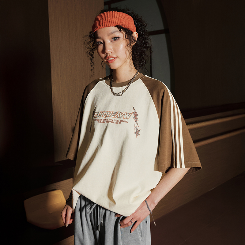 Trendy American Short Sleeve T-Shirt with Three Stripes - Unisex Sports Leisure Tee for Summer 2025 Fashion Trendy American Short Sleeve T-Shirt with Three Stripes - Unisex Sports Leisure Tee for Summer 2025 Fashion