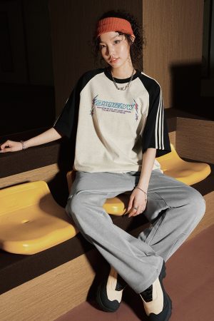 Trendy American Short Sleeve T-Shirt with Three Stripes - Unisex Sports Leisure Tee for Summer 2025 Fashion