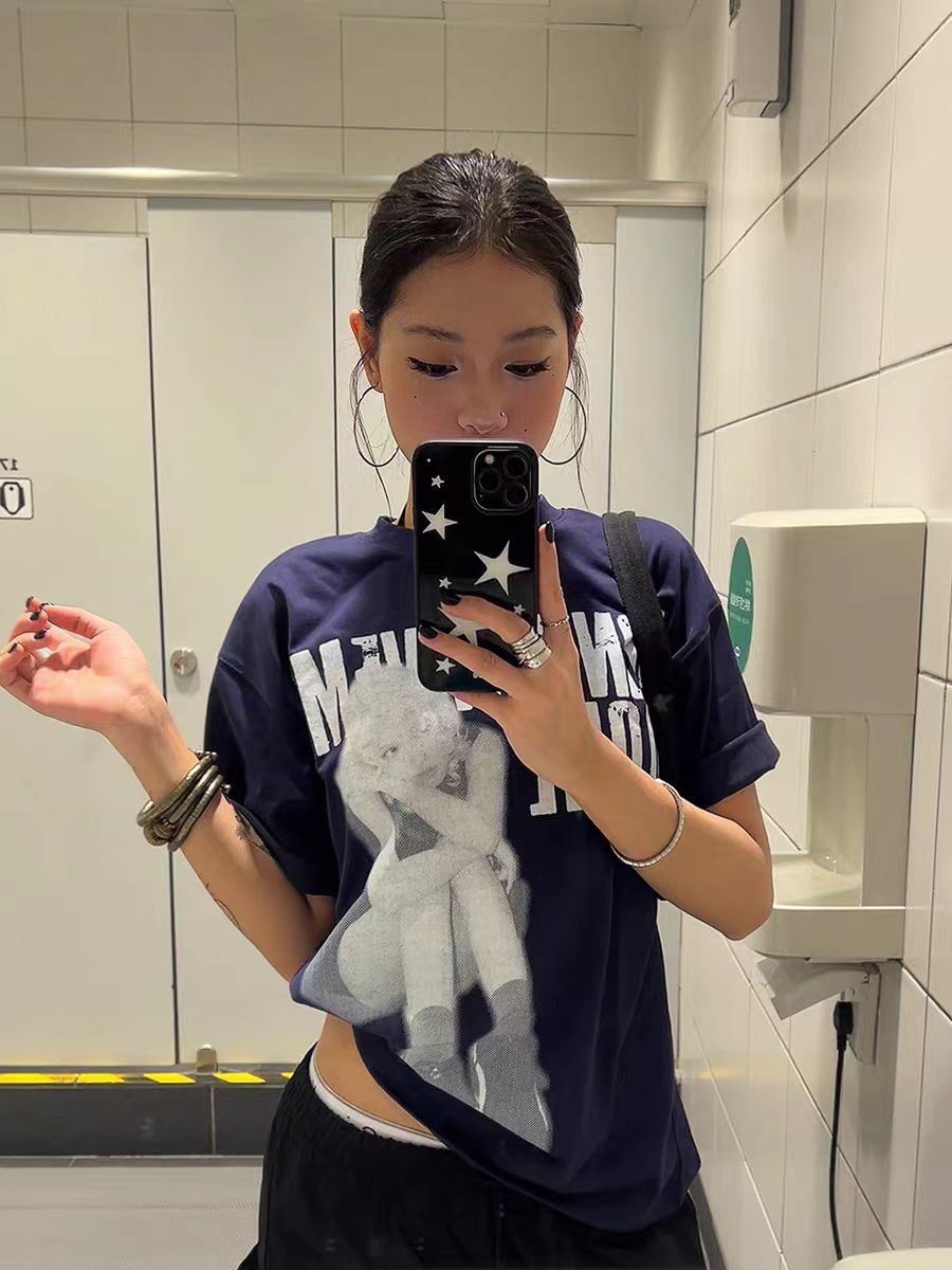 Trendy American-Style Portrait Printed Short-Sleeve T-Shirt for Women - Summer Loose Fit Pure Cotton Slimming Tee Top Trendy American-Style Portrait Printed Short-Sleeve T-Shirt for Women - Summer Loose Fit Pure Cotton Slimming Tee Top