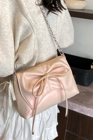 Trendy Ballet-Style Women's Shoulder Bag 2025 - Versatile Crossbody with Silver Chain - Fashionable High-End Feel
