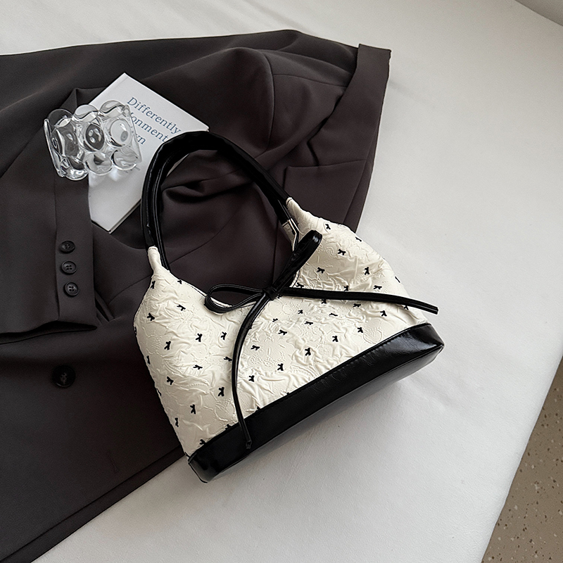 Trendy Bowknot Tote Bucket Bag for Women - High-End Versatile Shoulder Bag Style 2025 Trendy Bowknot Tote Bucket Bag for Women - High-End Versatile Shoulder Bag Style 2025