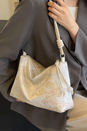 Trendy Chinese-Style Women's Shoulder Tote Bag 2025 â€“ Large Capacity Crossbody Bag for Commuting and Everyday Use