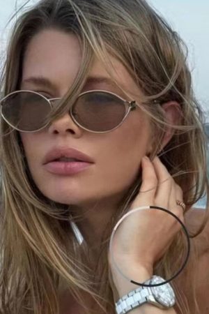 Trendy Cyberpunk Metal Oval Sunglasses for Women - Flattering High-End Style for Round Faces, Hip-Hop Party Accessory