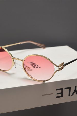 Trendy Cyberpunk Metal Oval Sunglasses for Women - Flattering High-End Style for Round Faces, Hip-Hop Party Accessory