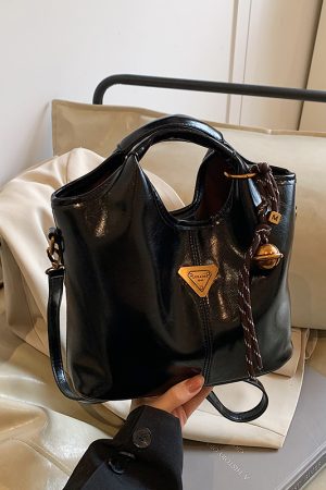 Trendy Korean Oil Wax Leather Small Square Shoulder Bag for Women - Versatile 2025 High-End Fashion Accessory