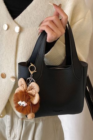 Trendy Korean Style Bucket Bag for Women - Minimalist Versatile Shoulder Bag for Winter 2025, High-End Casual Fashion