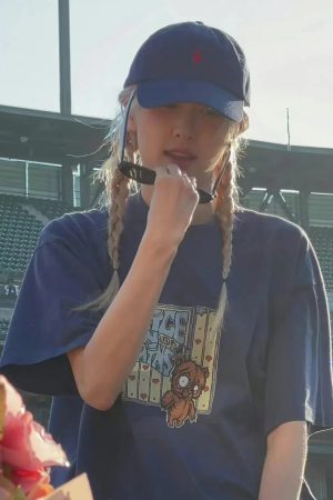 Trendy Korean-Style Cartoon Bear Printed Short Sleeve T-Shirt for Women - Summer Fashion Top for Couples