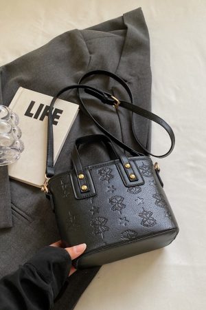 Trendy Korean Style Crossbody Bucket Bag - Cute Handheld Shoulder Bag for Spring 2025 Fashion