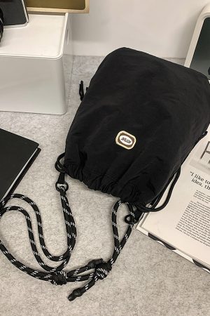 Trendy Korean Style Large Capacity Nylon Crossbody Bucket Bag for Women - Summer 2025 Niche Design