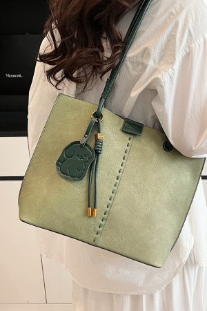 Trendy Korean Style Large-Capacity Tote Bag for Women - Versatile High-End Shoulder Bag for Commuting in 2025