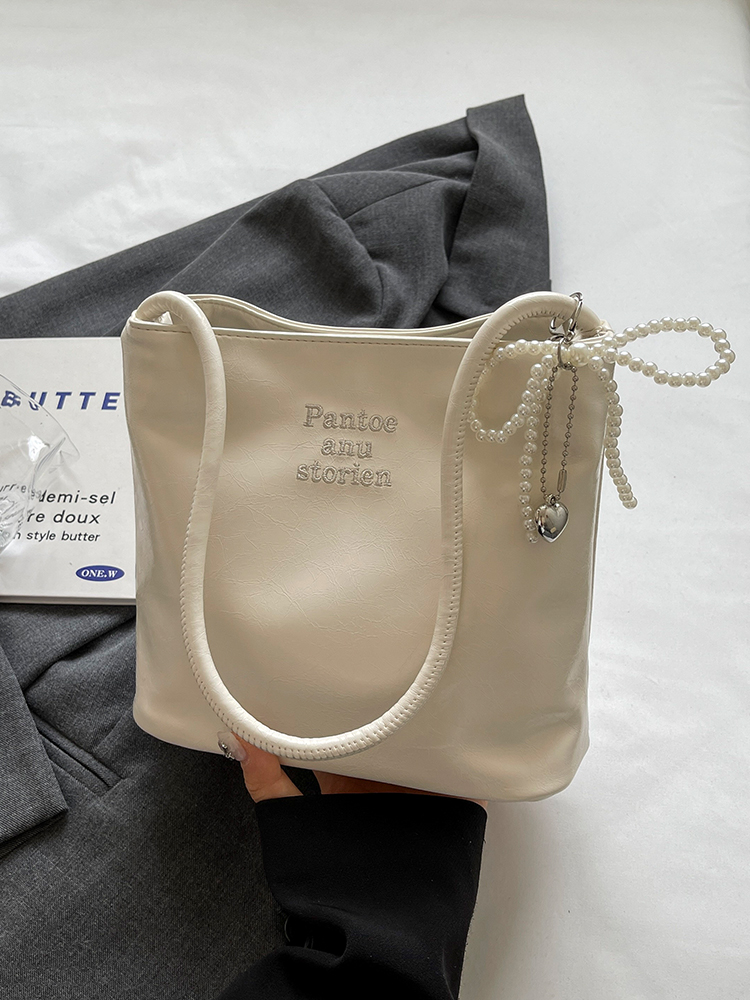 Trendy Korean Style Underarm Bag for Women - Summer 2025 Minimalist Casual Small Square Shoulder Bag Trendy Korean Style Underarm Bag for Women - Summer 2025 Minimalist Casual Small Square Shoulder Bag