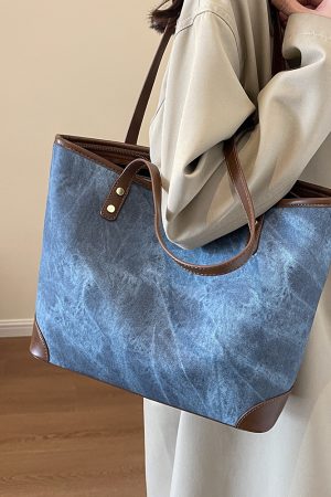 Trendy Large-Capacity Tote Bag for Women, Stylish Commuter Shoulder Bag, Chic 2025 Fashion Essential