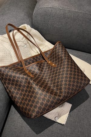 Trendy Large Capacity Women's Shoulder Bag - Versatile Light Luxury Tote for Commuting - 2025 Fashion Must-Have