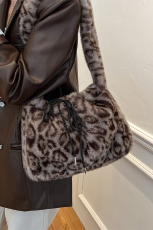 Trendy Leopard Print Fluffy Women's Shoulder Bag, 2025 Summer Large Capacity Tote and Crossbody Bag for Commuting