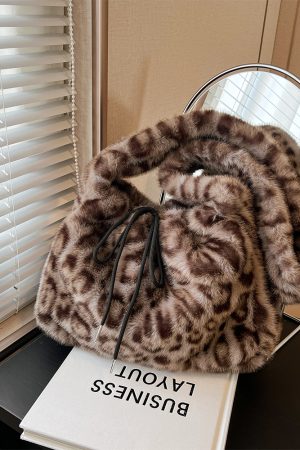 Trendy Leopard Print Fluffy Women's Shoulder Bag, 2025 Summer Large Capacity Tote and Crossbody Bag for Commuting