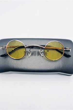 Trendy Men's Punk Ultra-Small Round Frame Sunglasses, Y2K Inspired, Worn by Celebrities, Retro Fashion Statement Glasses