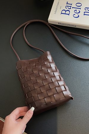 Trendy Minimalist Woven Crossbody Bag for Women, Casual Single Shoulder Phone Bag, High-Capacity 2025 Style