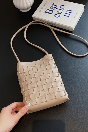 Trendy Minimalist Woven Crossbody Bag for Women, Casual Single Shoulder Phone Bag, High-Capacity 2025 Style