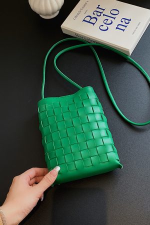 Trendy Minimalist Woven Crossbody Bag for Women, Casual Single Shoulder Phone Bag, High-Capacity 2025 Style