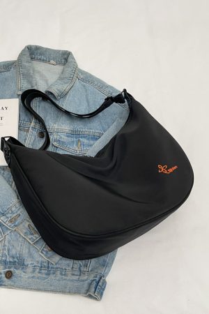 Trendy Nylon Oxford Shoulder Dumpling Bag for Women - Large Capacity Crossbody Bag for Students and Commuting, 2025 Style