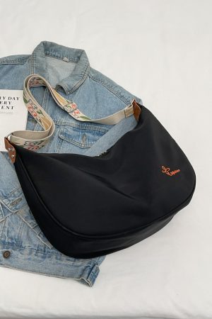 Trendy Nylon Oxford Shoulder Dumpling Bag for Women - Large Capacity Crossbody Bag for Students and Commuting, 2025 Style