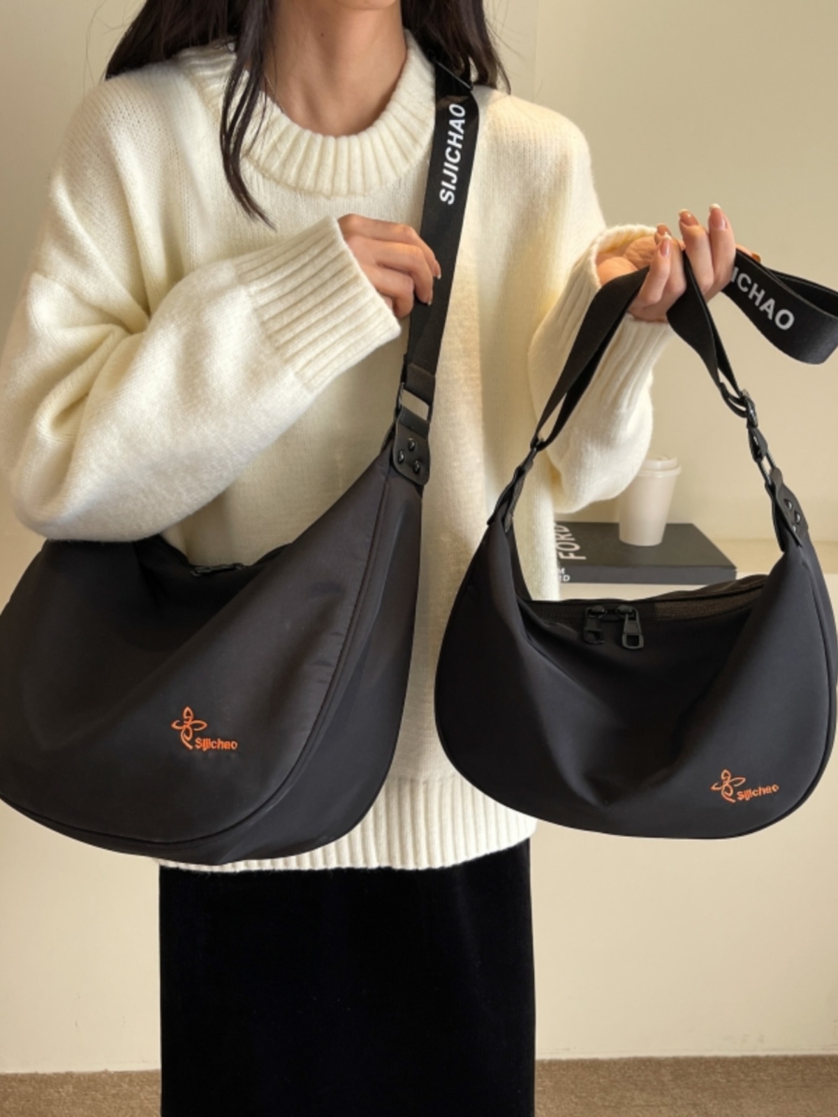 Trendy Nylon Oxford Shoulder Dumpling Bag for Women - Large Capacity Crossbody Bag for Students and Commuting, 2025 Style Trendy Nylon Oxford Shoulder Dumpling Bag for Women - Large Capacity Crossbody Bag for Students and Commuting, 2025 Style