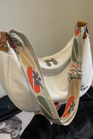 Trendy Nylon Oxford Shoulder Dumpling Bag for Women - Large Capacity Crossbody Bag for Students and Commuting, 2025 Style