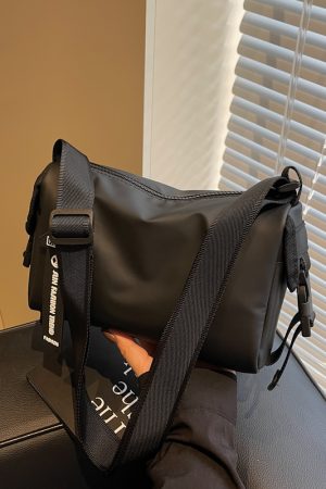 Trendy Nylon Shoulder Bag for Women - Large Capacity Commuting Pillow Crossbody Bag - Versatile Sports Tote 2025