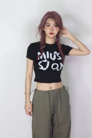 Trendy Off-Shoulder Crop Top for Women, Slim-Fit Jazz Style, Summer Body-Hugging Fashion, 90s Inspired