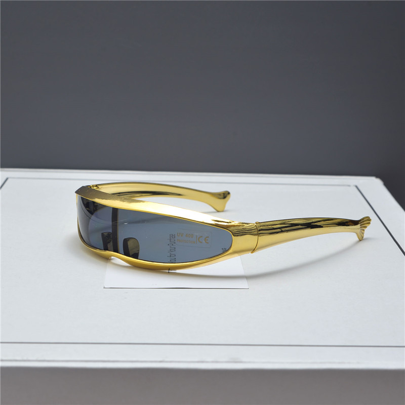 Trendy Punk Retro Laser Sunglasses for Women - Millennial Street Style Cycling and Photography Eyewear Trendy Punk Retro Laser Sunglasses for Women - Millennial Street Style Cycling and Photography Eyewear