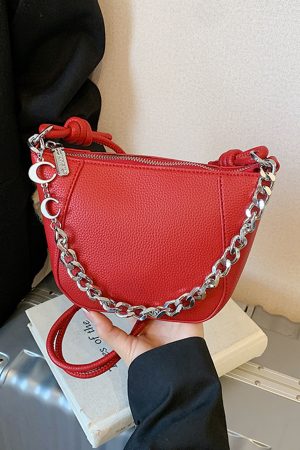 Trendy Red Shoulder Underarm Bag - 2025 High-End Women's Crossbody Bucket Bag for Commuting and Everyday Style