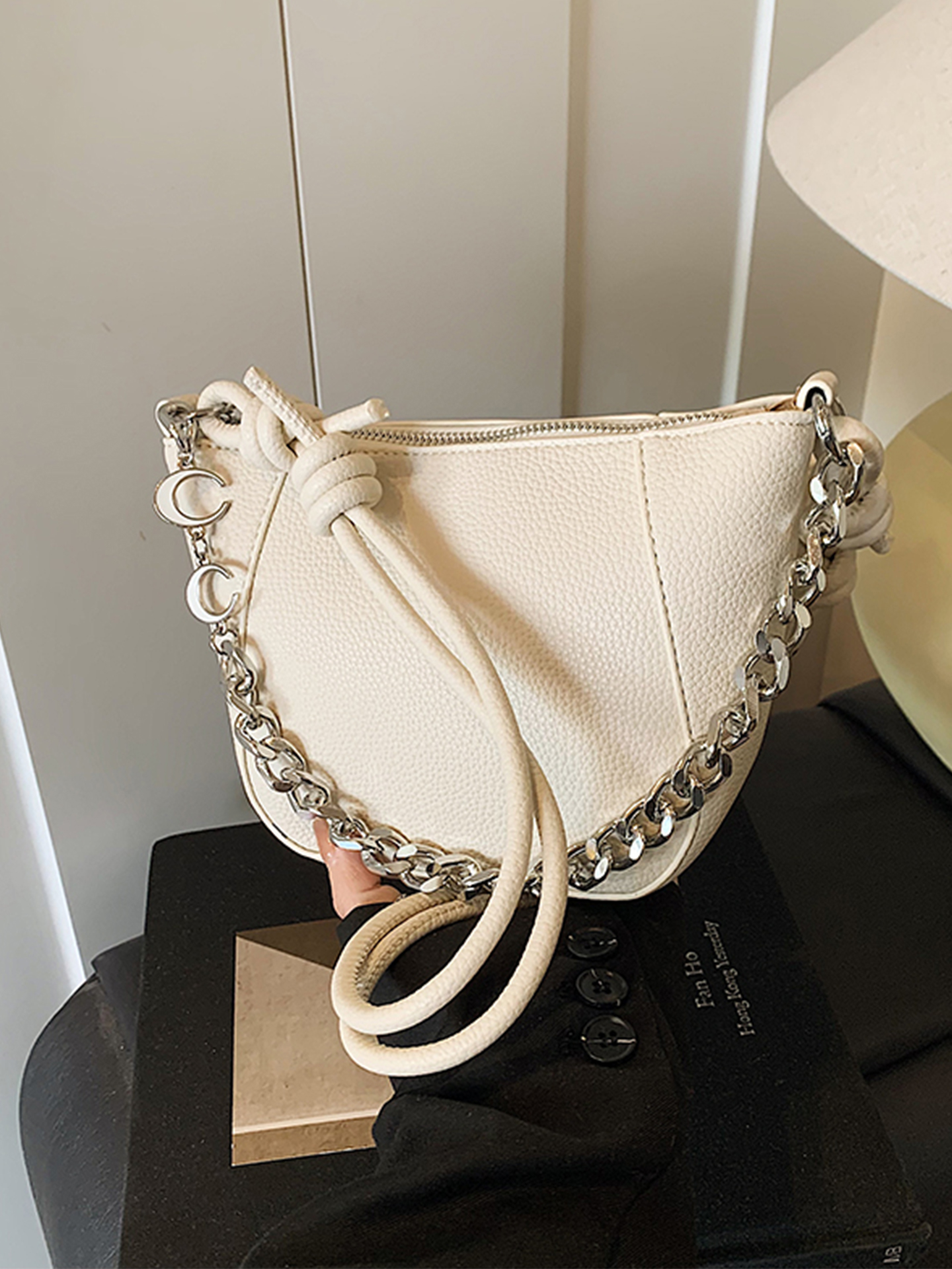 Trendy Red Shoulder Underarm Bag - 2025 High-End Women's Crossbody Bucket Bag for Commuting and Everyday Style Trendy Red Shoulder Underarm Bag - 2025 High-End Women's Crossbody Bucket Bag for Commuting and Everyday Style