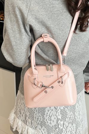 Trendy Red Women's Shoulder Bag - High-End 2025 Commuter Crossbody Shell Bag for Fashion Lovers