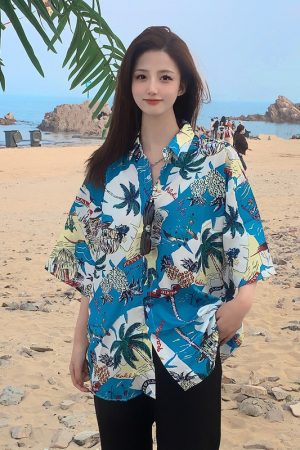 Trendy Short Sleeve Floral Shirt for Women - Hawaiian Beach Style Loose Blouse, 2025 Fashion, Perfect for Summer and Y2K Vibes