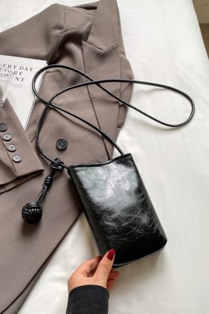 Trendy Silver Crossbody Phone Bag for Women, Lightweight Mini Bag with Unique Texture for Summer 2025 Fashion