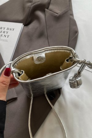 Trendy Silver Crossbody Phone Bag for Women, Lightweight Mini Bag with Unique Texture for Summer 2025 Fashion