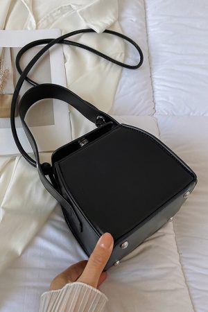 Trendy Square Box Bag for Women - High-End Handheld Shoulder Crossbody Bag for Spring Summer 2025, Versatile Personalized Design