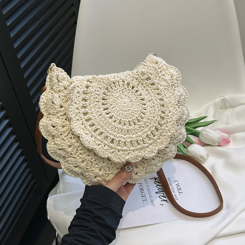Trendy Summer Woven Shoulder Bag for Women - Casual Knitted Saddle Bag, Versatile Fashion Accessory 2025 Trendy Summer Woven Shoulder Bag for Women - Casual Knitted Saddle Bag, Versatile Fashion Accessory 2025