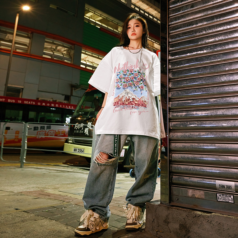 Trendy Unisex Japanese-Style Loose Short-Sleeve T-Shirts for Couples - Summer Fashion, Plus Size, Casual Streetwear Trendy Unisex Japanese-Style Loose Short-Sleeve T-Shirts for Couples - Summer Fashion, Plus Size, Casual Streetwear