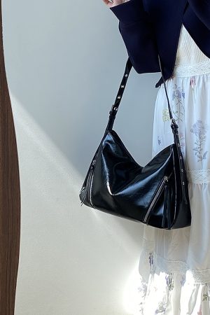 Trendy Unisex Large Capacity Tote Bag - Versatile Commuter Shoulder Crossbody Bag for Women - Stylish 2025 Fashion Essential