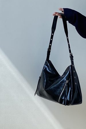 Trendy Unisex Large Capacity Tote Bag - Versatile Commuter Shoulder Crossbody Bag for Women - Stylish 2025 Fashion Essential