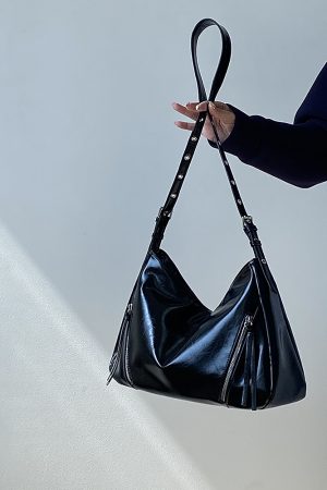 Trendy Unisex Large Capacity Tote Bag - Versatile Commuter Shoulder Crossbody Bag for Women - Stylish 2025 Fashion Essential