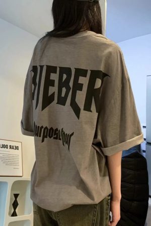 Trendy Vintage Washed Distressed High Street Couple's Short Sleeve T-Shirt for Women - American Style Retro Fashion